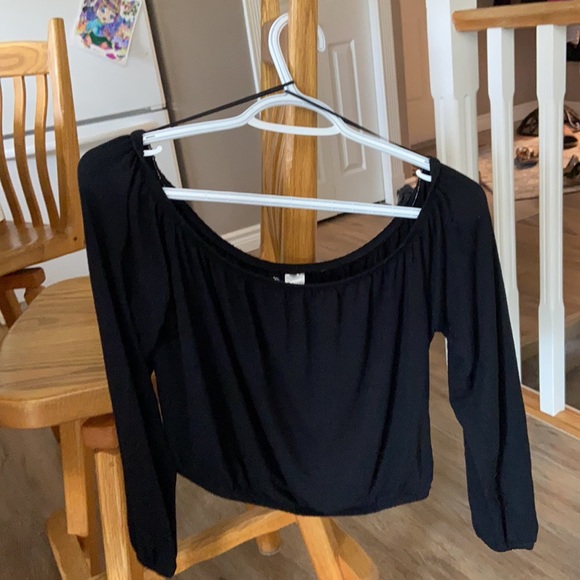 Black off the shoulder crop top! - Picture 3 of 3